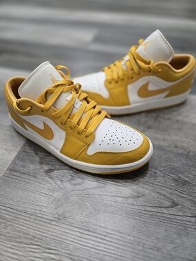 Nike Air Jordan 1 Low "Pollen"